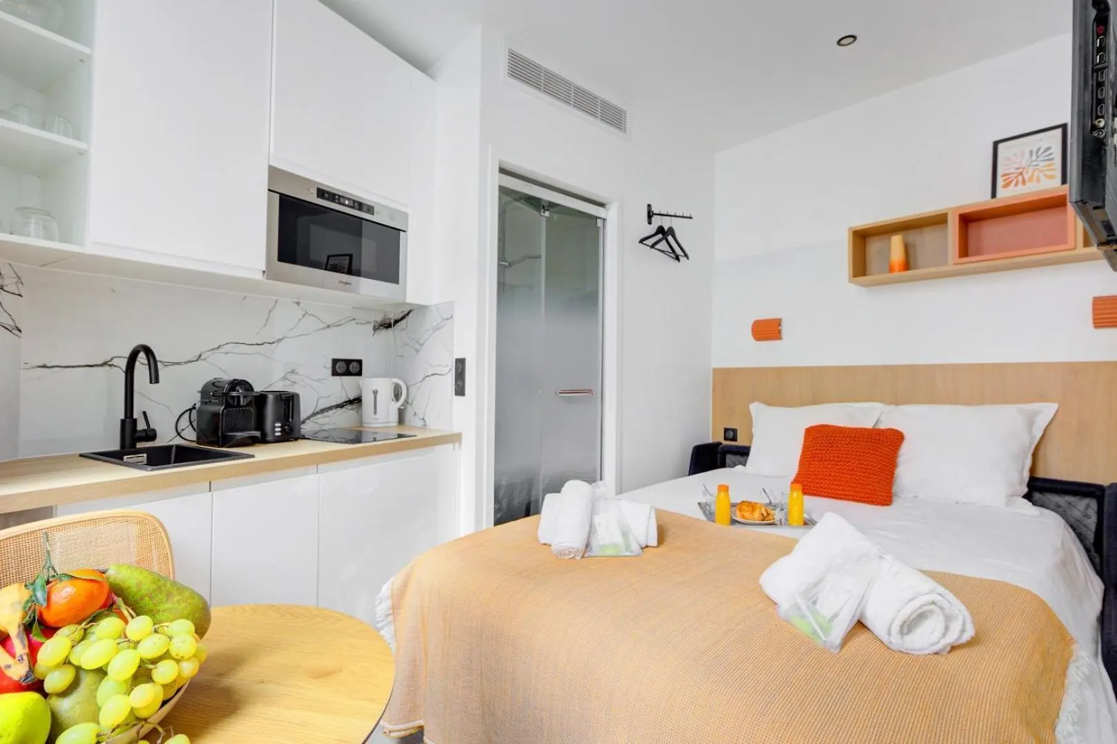 Apartment Bluestay 291 - Studio Cozy A Paris France